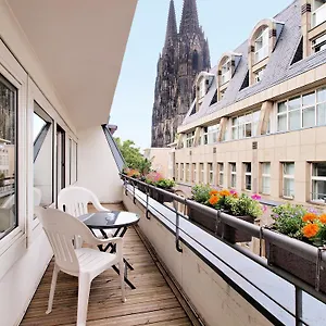 Otel Callas Am Dom, Köln